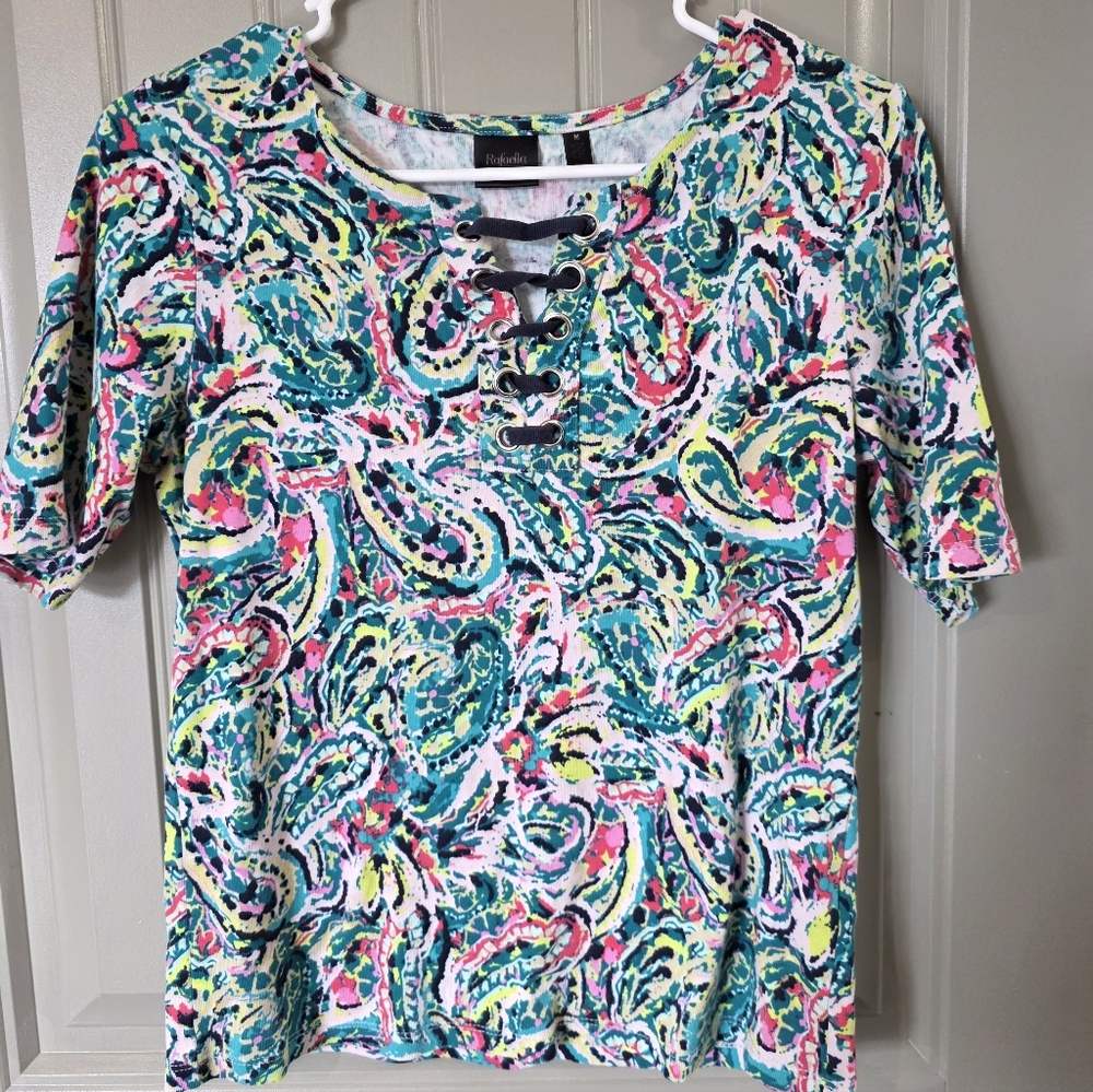 Rafaella Womans Medium Paisley Short Sleeve Shirt Nwot Lace Front
